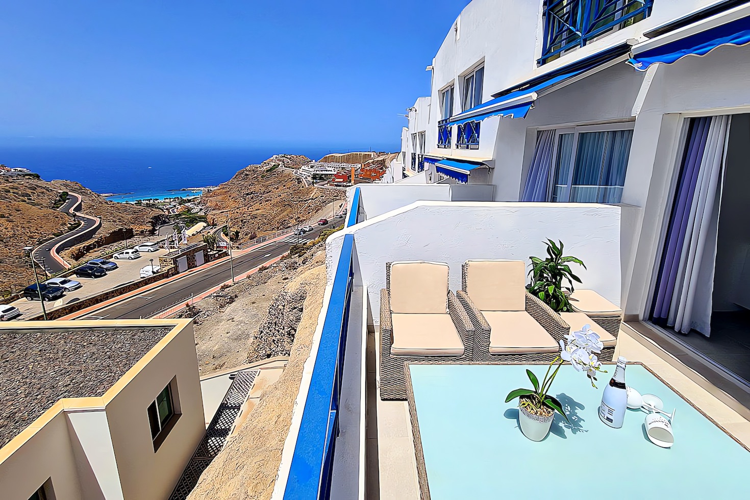 View from the V&V Amadores apartment terrace toward the Atlantic Ocean